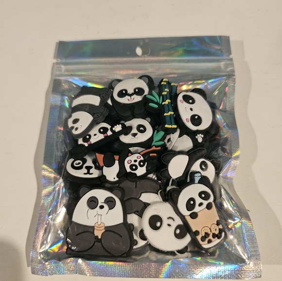 Panda Croc Charms - Picture 2 of 2